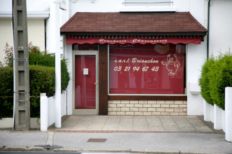 vitrine-GREOLIERES-min_france_frankreich_commerce_frankrijk_francia_delicatessen_butchery_charcuterie-424328